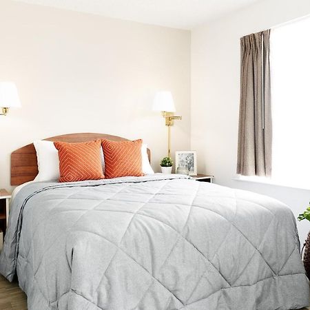 Intown Suites Extended Stay Columbus Oh - North Экстерьер фото